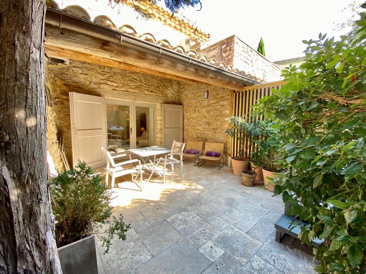La Maison Des Vendangeurs - Table D'Hotes Le Soir Du Jeudi Au Dimanche- Jacuzzi - Balneo Spa - Acces Piscine Pour Toutes Les Chambres Sauf Studio Coquet- Piscine De Mai A Mi-Octobre Martignargues Eksteriør bilde