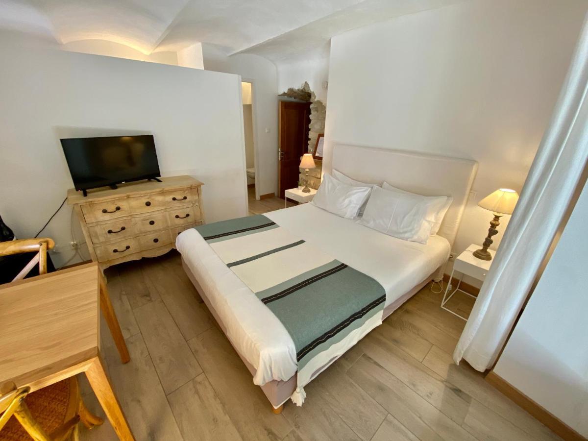 La Maison Des Vendangeurs - Table D'Hotes Le Soir Du Jeudi Au Dimanche- Jacuzzi - Balneo Spa - Acces Piscine Pour Toutes Les Chambres Sauf Studio Coquet- Piscine De Mai A Mi-Octobre Martignargues Eksteriør bilde